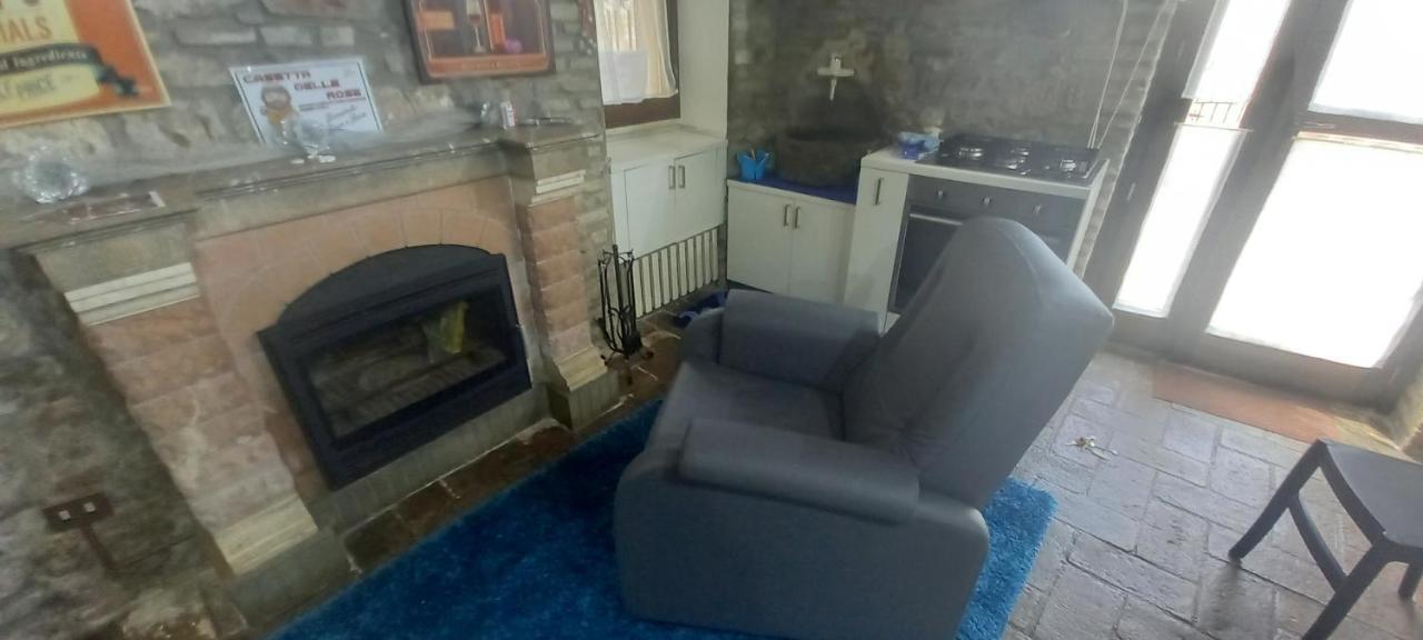 Casetta Delle Rose Assise Extérieur photo
